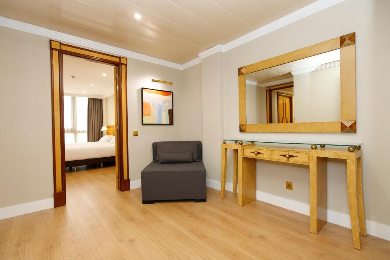 Oca Puerta Del Camino Hotel Σαντιάγο ντε Κομποστέλα Εξωτερικό φωτογραφία